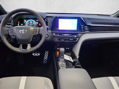 New 2026 Toyota Camry SE FWD image 14