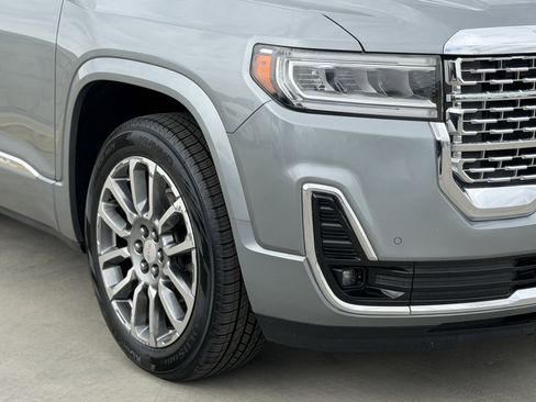 Used 2023 GMC Acadia Denali FWD image 4