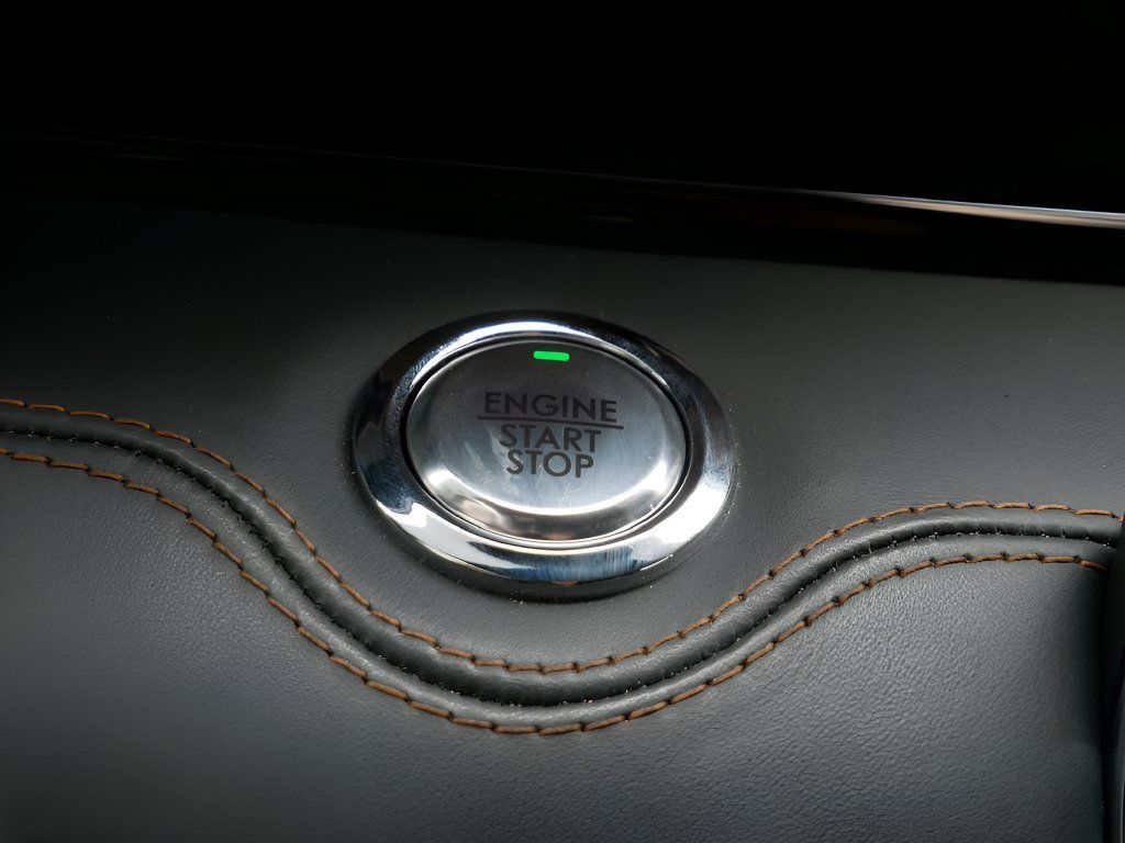 Used 2024 Lincoln Navigator Black Label AWD/4WD image 27