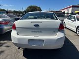 Used 2010 Ford Focus SE image 5