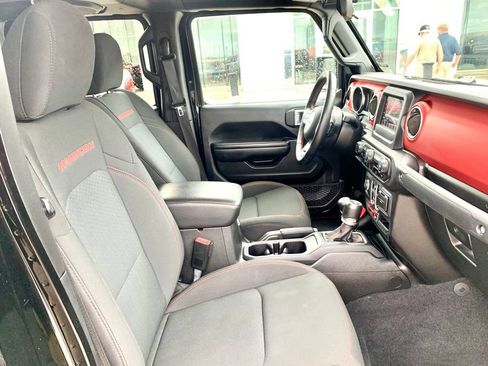 Used 2020 Jeep Gladiator Rubicon AWD/4WD image 26