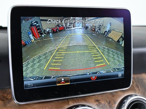 Used 2016 Mercedes-Benz GLA 250 4MATIC image 16