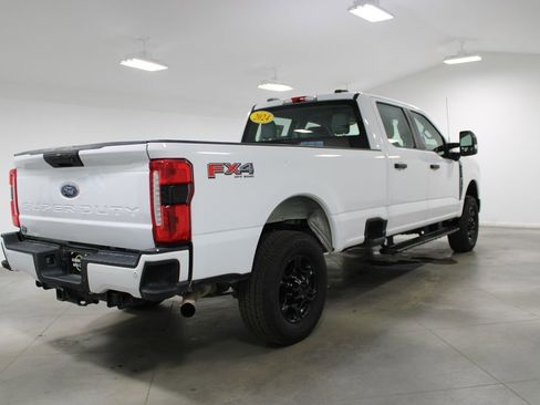 Used 2024 Ford F250 XL w/ STX Appearance Package AWD/4WD image 12