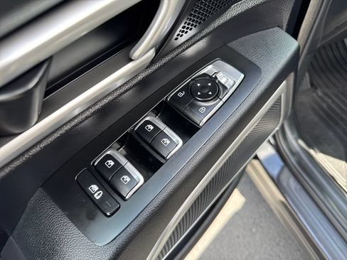 Used 2022 Kia Telluride S AWD/4WD image 11