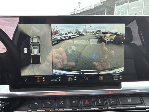 New 2026 GMC Sierra 1500 SLT w/ SLT Premium Plus Package image 14