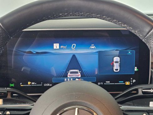 Used 2026 Mercedes-Benz GLC 300 4MATIC image 23