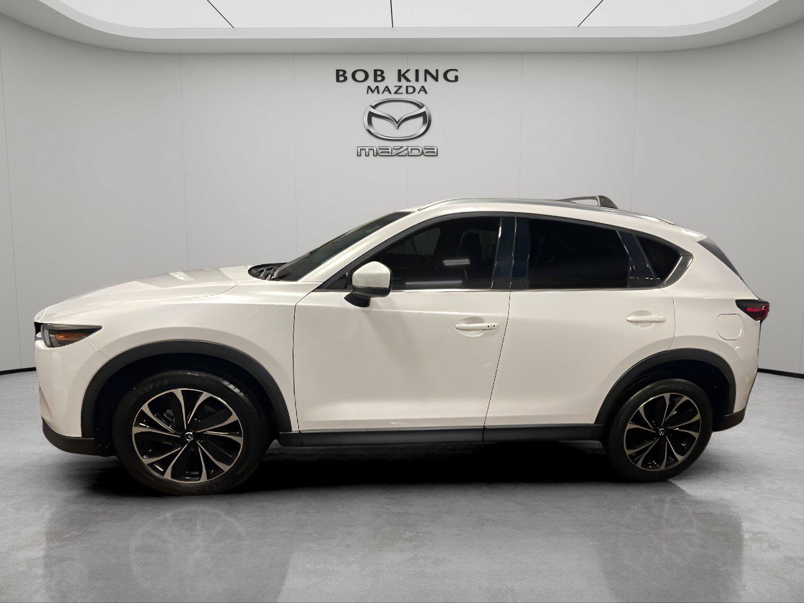 Used 2023 MAZDA CX-5 AWD 2.5 S image 2