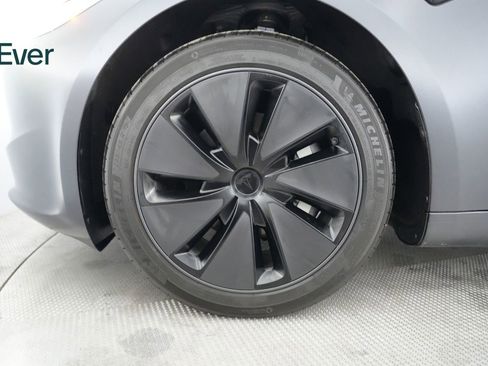 Used 2025 Tesla Model 3 Long Range RWD image 19