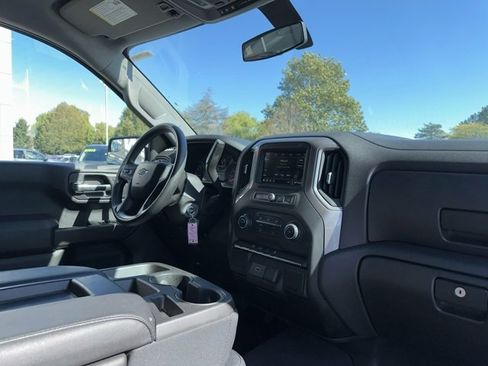 Used 2019 Chevrolet Silverado 1500 Custom Trail Boss w/ Custom Convenience Package image 16