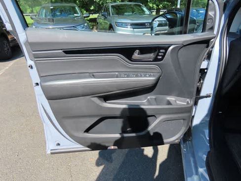 New 2026 Honda Odyssey Touring image 18