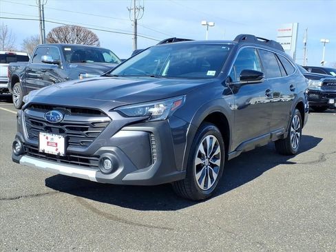 Certified 2023 Subaru Outback Limited XT image 3