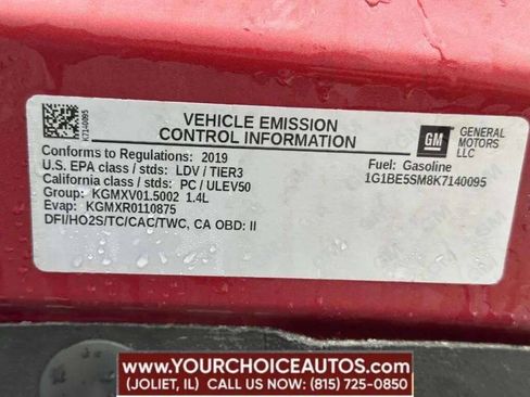 Used 2019 Chevrolet Cruze LT w/ Convenience Package FWD image 9