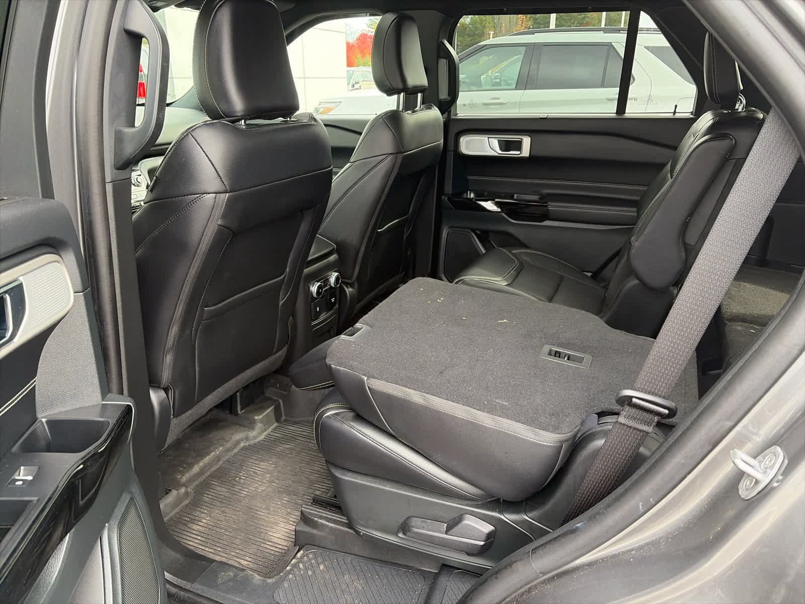 Used 2024 Ford Explorer ST w/ Equipment Group 401A AWD/4WD image 6