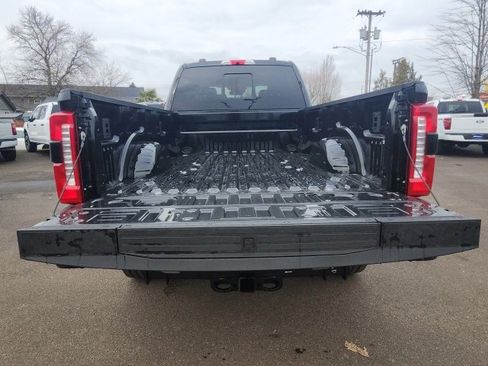 New 2025 Ford F350 Lariat w/ Lariat Ultimate Package image 15