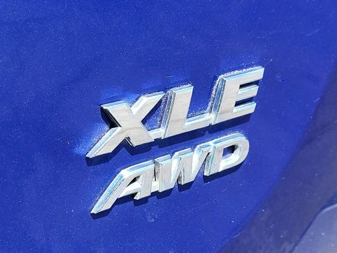 Used 2015 Toyota RAV4 XLE AWD/4WD image 14