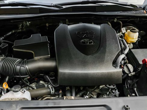 Certified 2023 Toyota Tacoma SR image 29