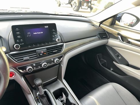 Used 2019 Honda Accord LX image 14