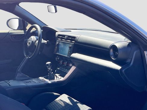 Used 2023 Toyota GR86 image 26