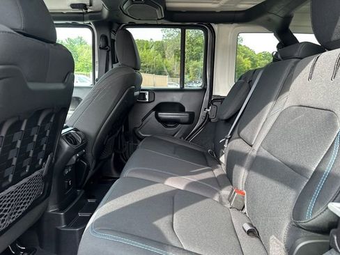 Used 2022 Jeep Wrangler Unlimited Rubicon 4xe w/ Cold Weather Group image 17