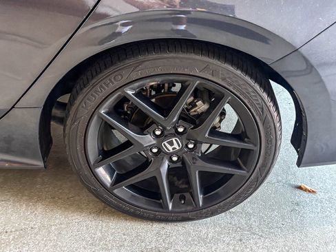 Used 2023 Honda Civic Sport image 12