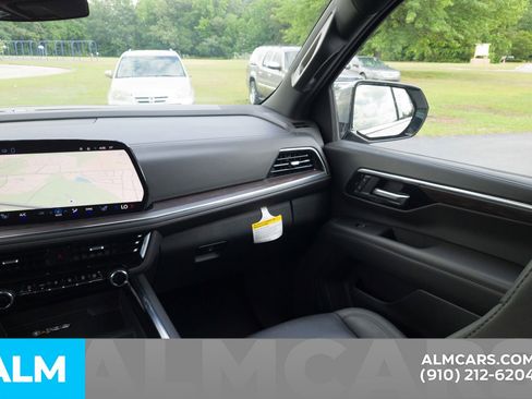 Used 2025 Chevrolet Tahoe LT AWD/4WD image 20