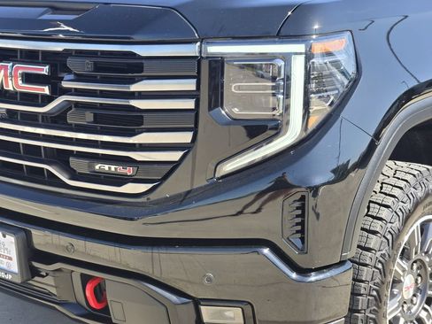 Used 2025 GMC Sierra 1500 AT4 AWD/4WD image 7