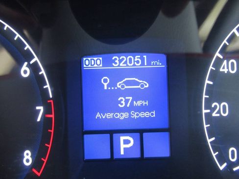 Used 2014 Hyundai Genesis 3.8 RWD image 22