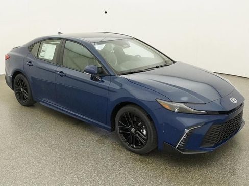 New 2026 Toyota Camry SE image 13