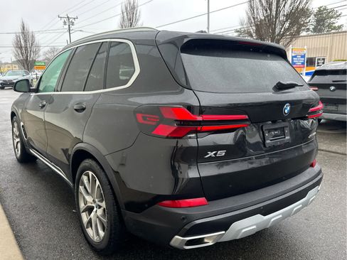 Certified 2025 BMW X5 xDrive50e w/ Premium Package image 6