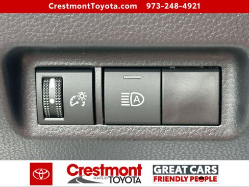 Certified 2025 Toyota RAV4 LE AWD/4WD image 17