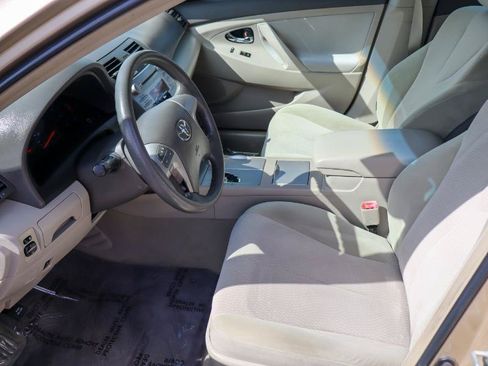 Used 2011 Toyota Camry LE w/ LE Extra-Value Pkg FWD image 9