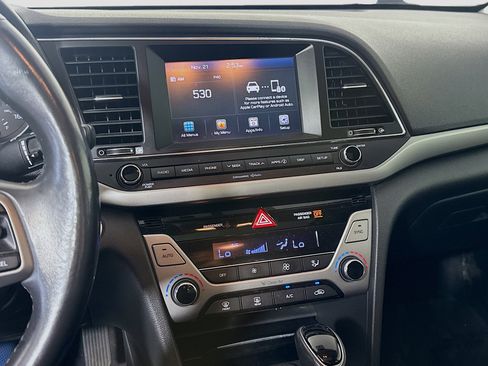 Used 2017 Hyundai Elantra Value Edition w/ Cargo Package image 18