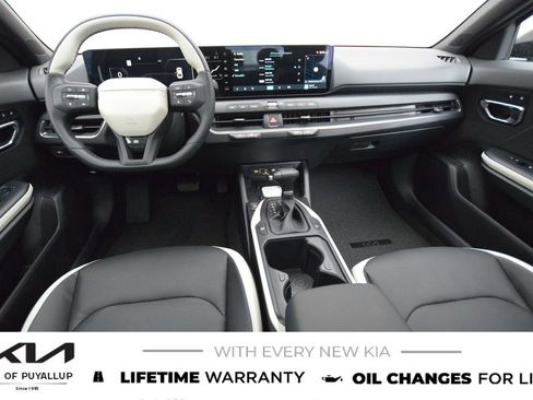 New 2025 Kia K4 GT-Line image 17