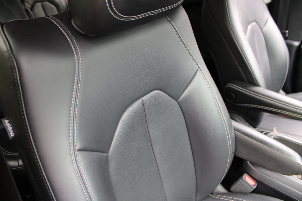 Used 2025 Chrysler Pacifica Select FWD image 22
