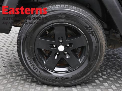 Used 2016 Jeep Wrangler Unlimited Sport w/ Quick Order Package 24S AWD/4WD image 31
