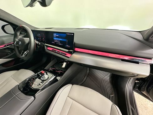 Used 2025 BMW M5 w/ Executive Package AWD/4WD image 45