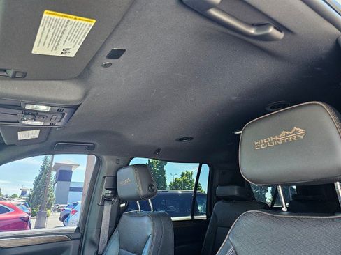 Used 2022 Chevrolet Suburban High Country w/ Max Trailering Package AWD/4WD image 29