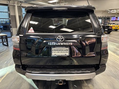 Used 2019 Toyota 4Runner TRD Off-Road Premium image 35