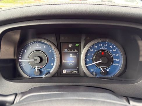 Used 2020 Toyota Sienna Limited FWD image 18