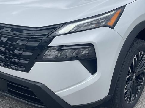 New 2026 Nissan Rogue Dark Armor FWD image 9
