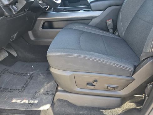 Used 2022 RAM 2500 Big Horn w/ Level A Equipment Group image 17