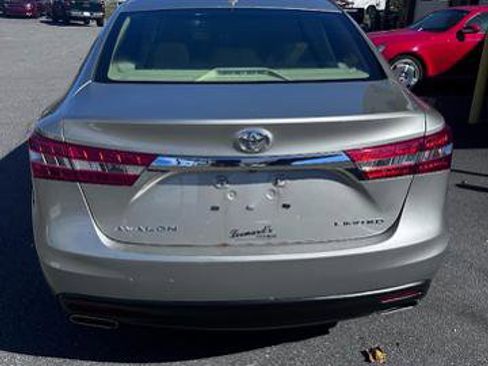 Used 2013 Toyota Avalon Limited image 2