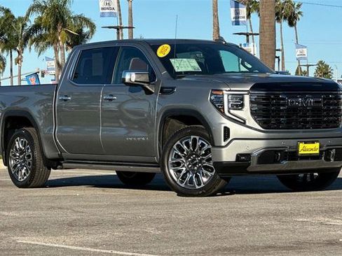 Used 2025 GMC Sierra 1500 Denali Ultimate image 2