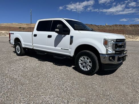 Used 2021 Ford F250 XLT w/ XLT Value Package AWD/4WD image 1