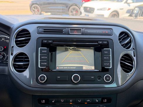 Used 2015 Volkswagen Tiguan R-Line image 4