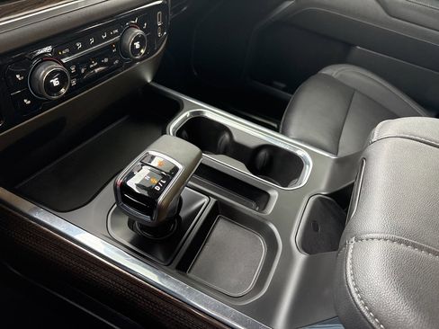 Used 2023 Chevrolet Silverado 1500 RST w/ Convenience Package II image 16