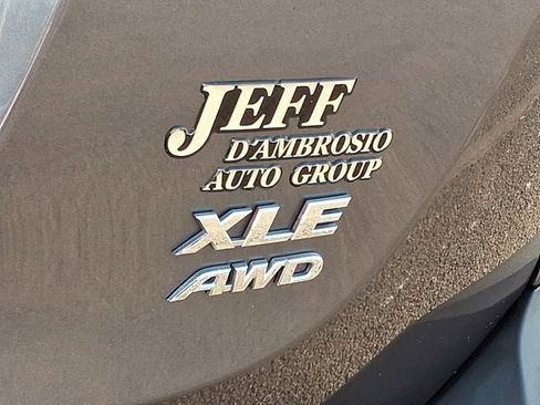 Used 2013 Toyota RAV4 XLE image 35