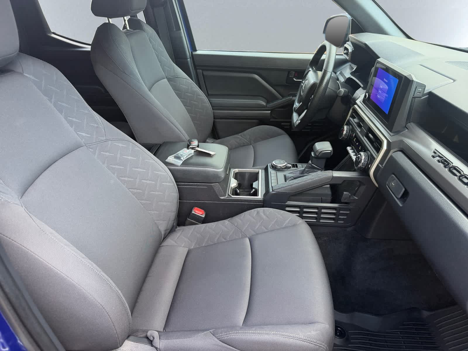 Used 2024 Toyota Tacoma SR5 AWD/4WD image 20