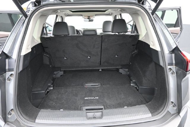 Used 2023 Nissan Rogue SL w/ SL Premium Package AWD/4WD image 17