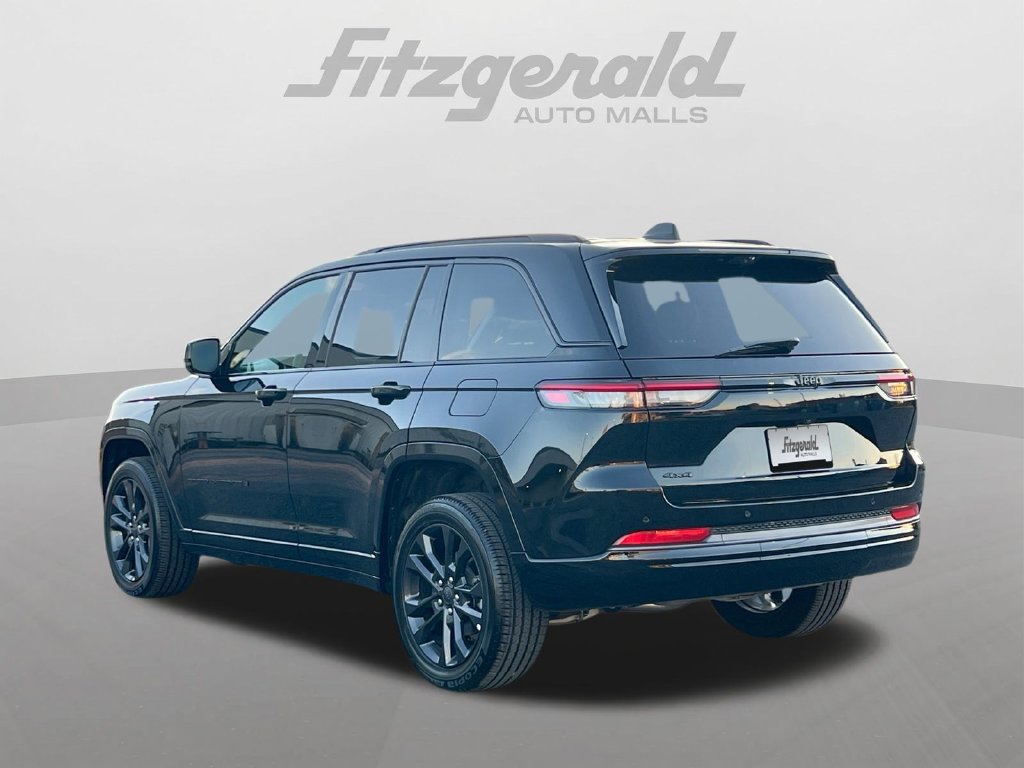 Used 2026 Jeep Grand Cherokee Limited AWD/4WD image 17